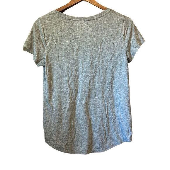 a.n.a basic shirt size medium - Picture 4 of 4